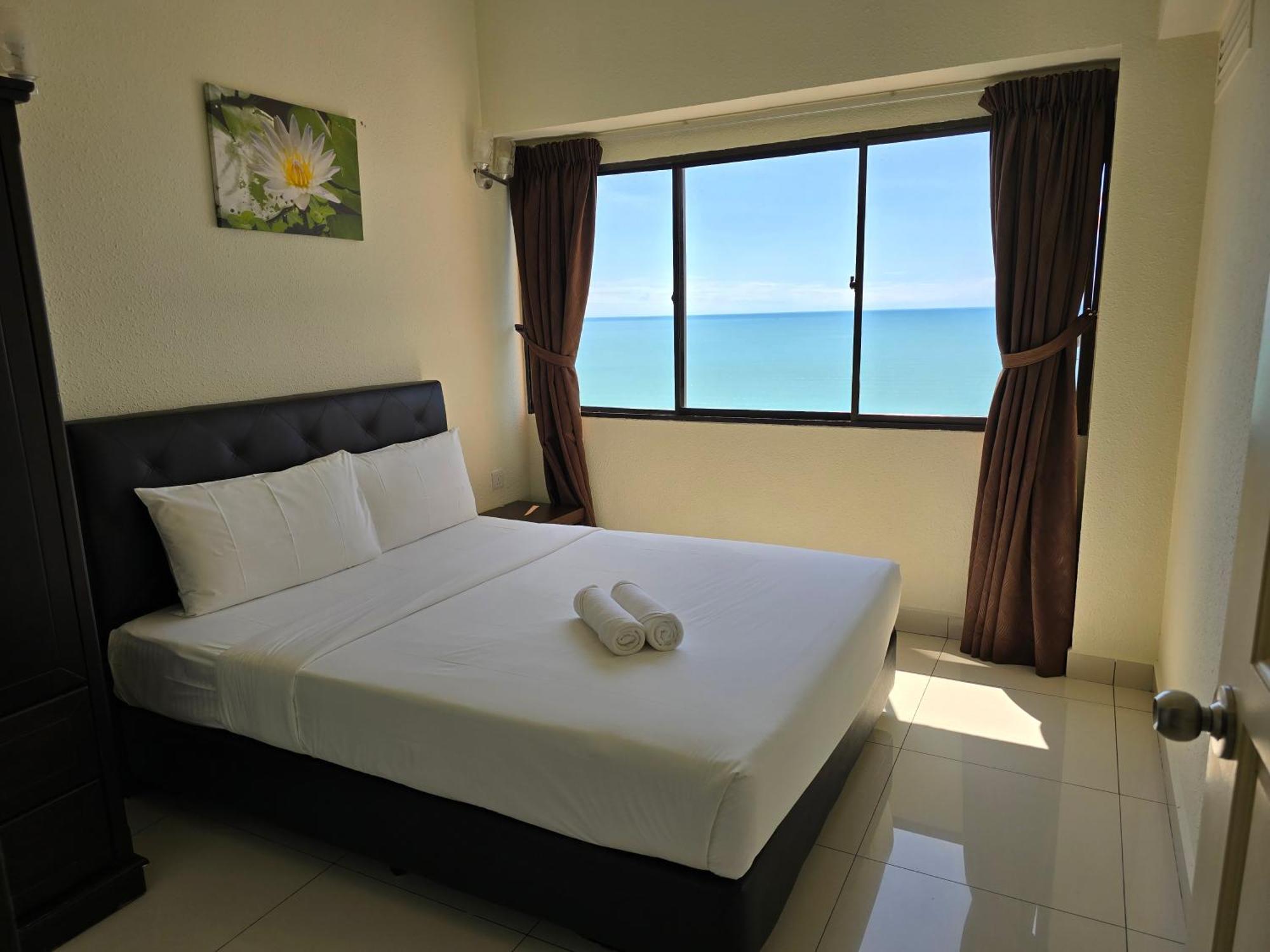Green Ocean Seaview Apartment Batu Ferringhi Exterior photo
